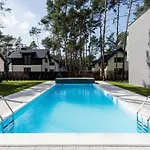 Comfortable With Garden, Summer Pool