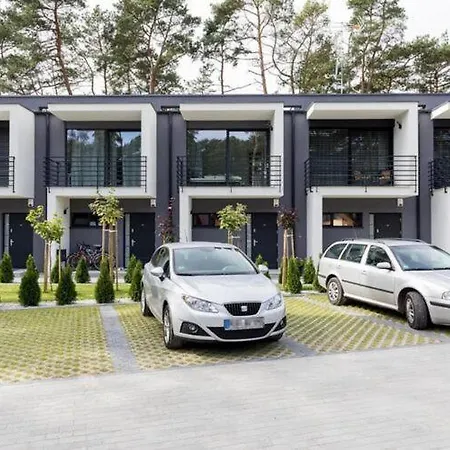 Comfortable With Garden, Summer Pool Ferienhaus *