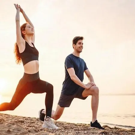 Ferienhaus Comfortable With Garden, Summer Pool *