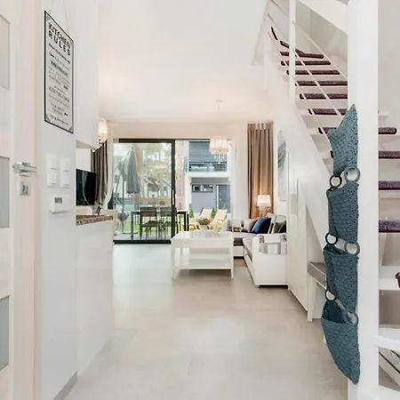 Comfortable With Garden, Summer Pool Hébergement de vacances