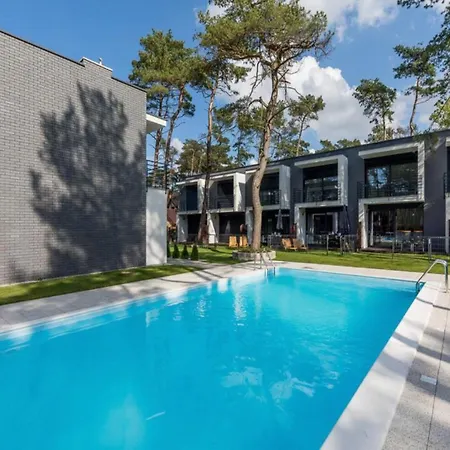 Comfortable With Garden, Summer Pool 度假居