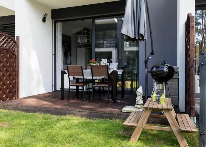 Comfortable With Garden, Summer Pool Holiday home