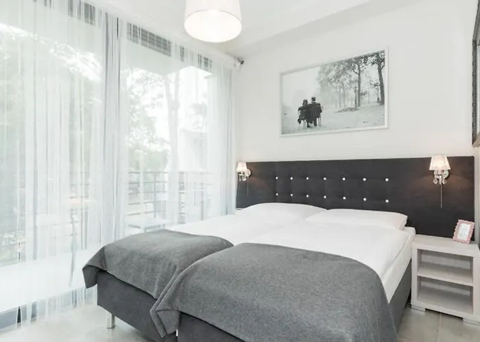 Comfortable With Garden, Summer Pool Holiday home